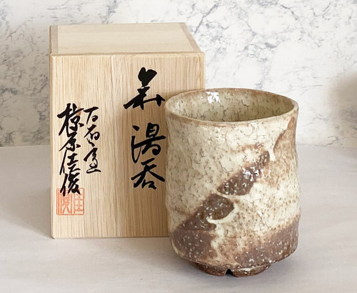 Yunomi Hagi yaki ware Japanese pottery tea cup Kairagi artist