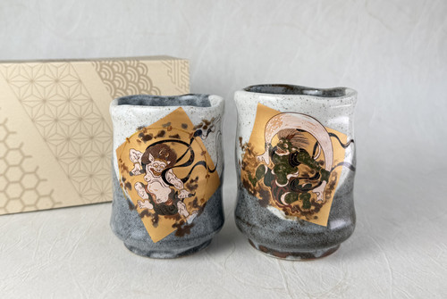 Pair Yunomi Kutani yaki ware Japanese green tea cup set Fujin Raijin Japan