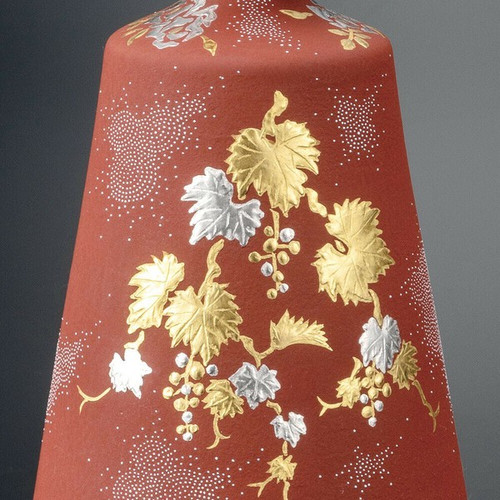 Kutani ware JapanFloral Vessel  Platinum Relief Grapes White Beading Kingyoku