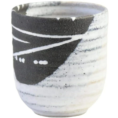 Yunomi Shigaraki ware Japanese green tea cup Shiosai Black glaze Japan