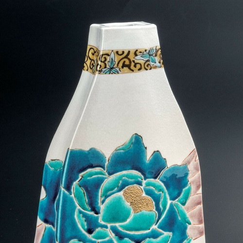 Kutani ware Japan Sato Tsuyoshi 23cm Hana-ki (Floral Vessel) with Blue Peony