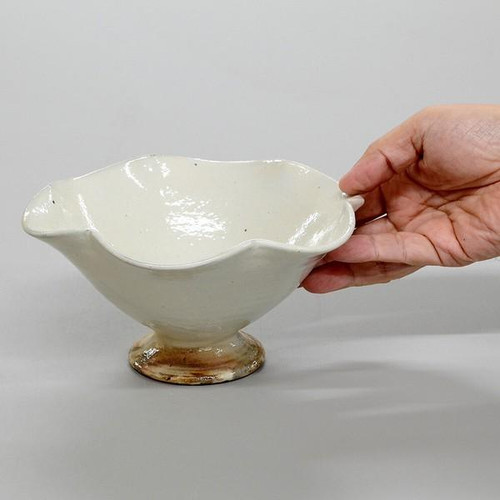 Shigaraki Ware Japanese pottery bowl Kohiki White Yohen Rim Flower Kodai Hachi