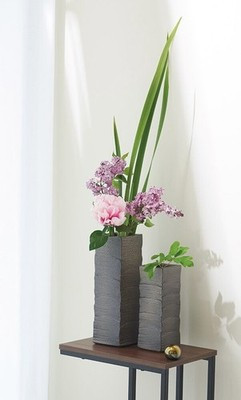 Shigaraki Ware Sazanami Flower Vase with Wave Texture Black Yohen glaze Japan S