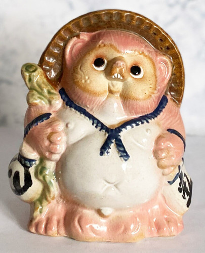 Tanuki Shigaraki yaki ware Chinese Racoon Dog Neo Tanuki Pink Figure Japan 5g