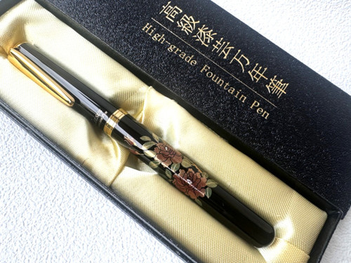 Maki-e Urushi Lacquer Makie Fountain Pen Yamanaka lacquerware Rose Motif Japan