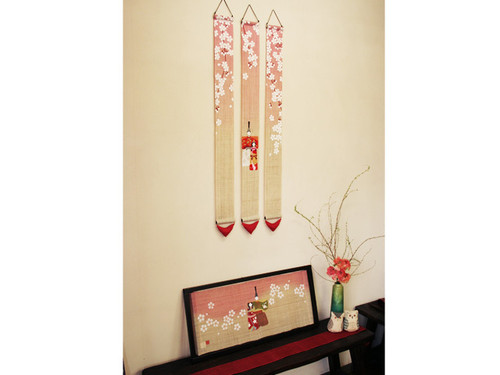Kyoto Tapestry Wall Art set Hina doll ningyo 3 line Pink Linen Handpaint Japan