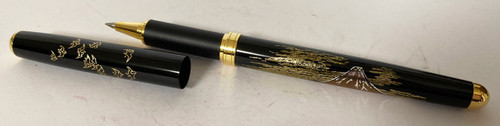 Maki-e Urushi Lacquer Makie Ballpoint Pen Yamanaka lacquerware Red Fuji Japan