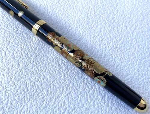 Maki-e Urushi Lacquer Makie Ballpoint Pen Yamanaka lacquerware Autumn Flower Jpn