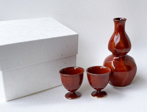 Sake cup and Bottle set Kyo Kiyomizu yaki ware Guinomi Tokkuri Japan Light Red