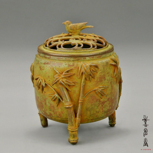 Koro Japanese Bronze Incense burner Takaoka Qilin Dragon motif