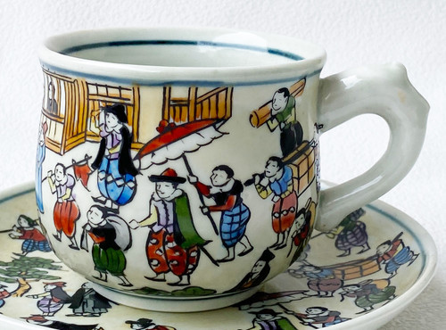 Arita yaki ware Japanese Coffee cup and saucer Emaki Picture scroll handpaint