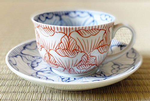 Arita yaki porcelain Japanese Coffee cup and saucer Flower Petal pattern Red