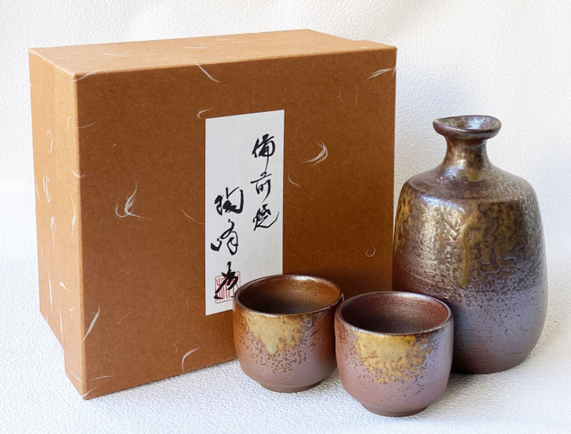 Tokkuri Guinomi Bizen yaki ware Japanese pottery Sake cup bottle set Goma  Tosho