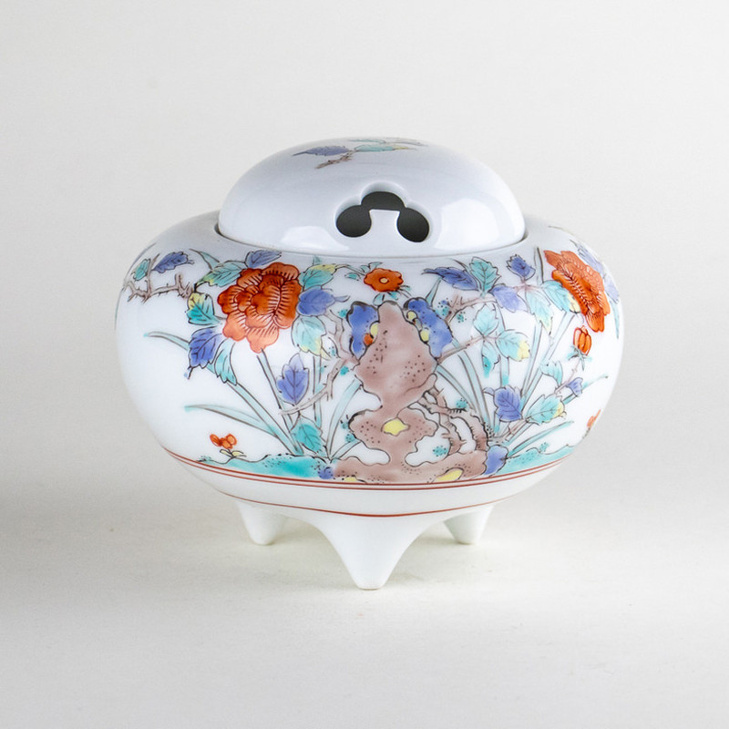 Koro Arita ware Japanese Incense pot Burner Nishiki Botan Radish Japan