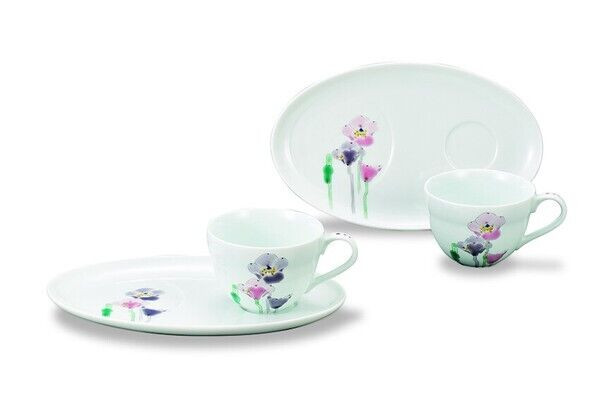 Kutani ware porcelain Japanese Pair cup and saucer set Taishi kiln Poppy pattern