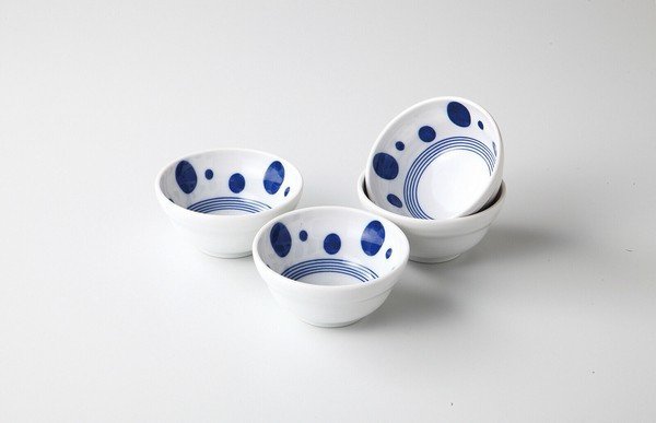 Daruma Small Bowl Set of 4 Polka Dot Design Porcelain, Mino Ware, Made in Japan