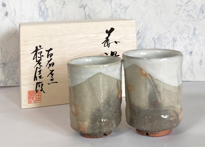 Yunomi Hagi yaki ware Japanese pottery tea cup Shujitsu artist Kashun set of 2