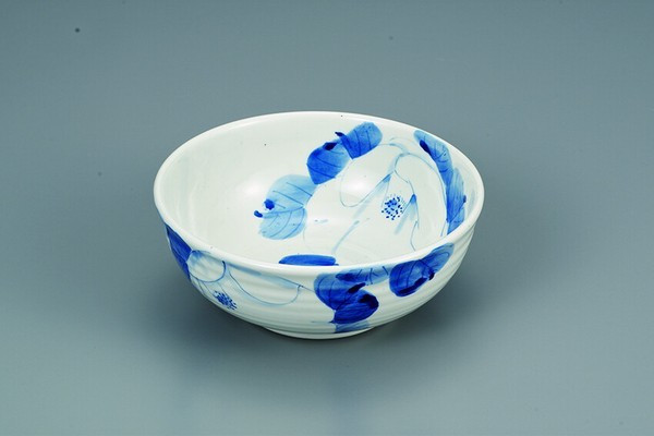 Authentic Kutani Ware Bowl White Camellia 19cm Made in Japan