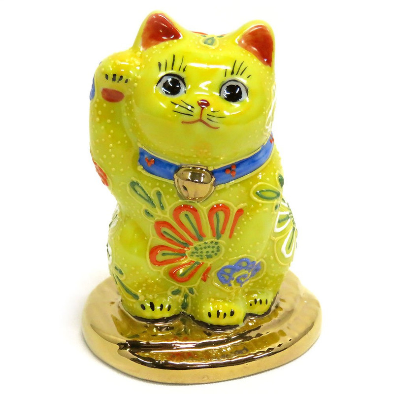 Maneki neko Japanese Kutani porcelain yaki lucky cat 8.5cm Excellent luck