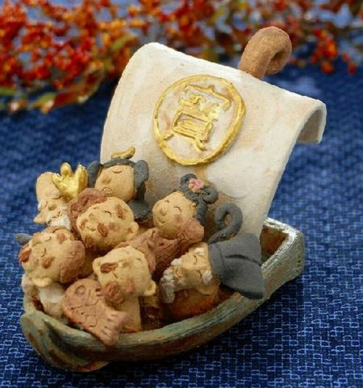 Shichifukujin Seven Gods of Good fortune Shigaraki yaki Figure Statue Japan