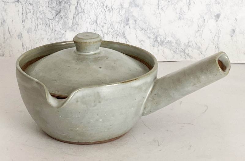 Kyusu Kyo Kiyomizu yaki ware Tea pot Ash White Glaze Handcraft Japan 230ml