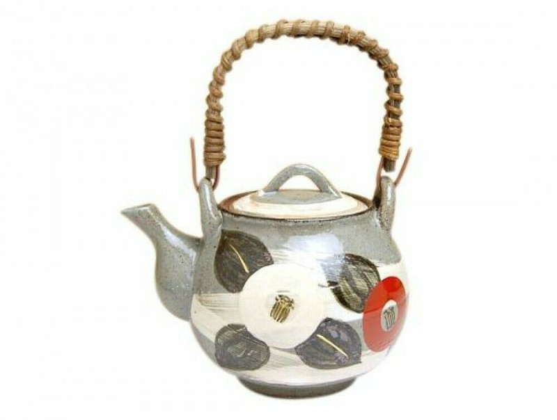 Dobin Arita yaki ware Japanese Green Tea pot Brush marks Camellia 690ml Japan