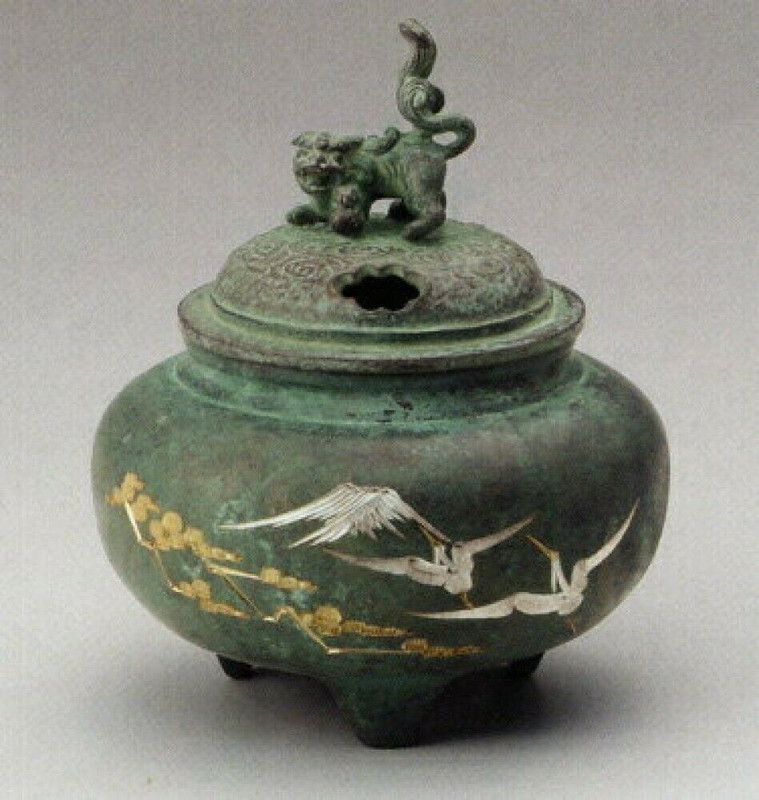 Maki-e Koro Japanese Bronze Incense burner Takaoka rane Fuji Carved Japan
