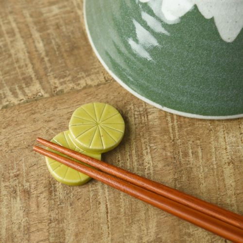 Hashioki Takuan pickled radish Mino yaki ware Japanese chopstick rest set of 2