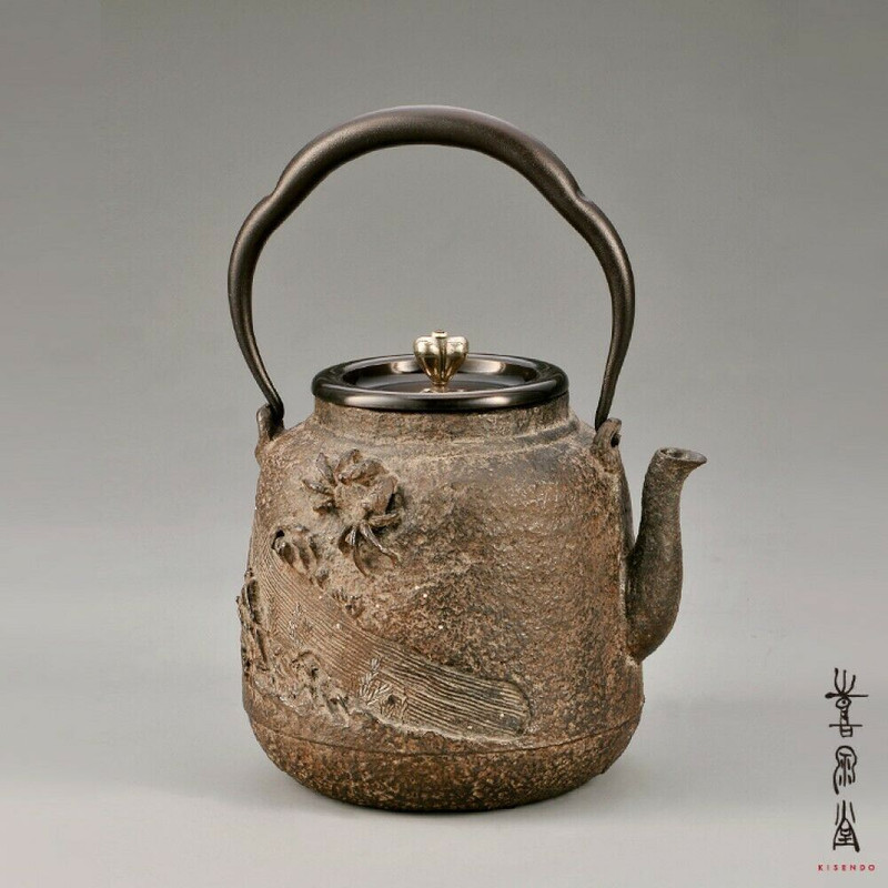 Tetsubin Japanese Tea Kettle Kisen Takaoka Craft Runningwater and crab Japan