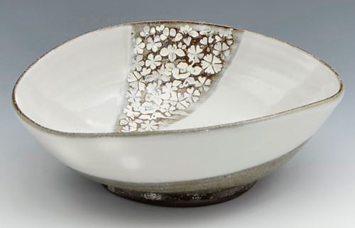 Hachi Kyo Kiyomizu yaki ware Japanese sarving bowl dish Oval White Inka Crest