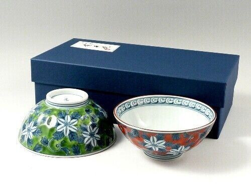 Pair Arita yaki porcelain Japanese Rice bowl Gohan Dami Green Red Clematis