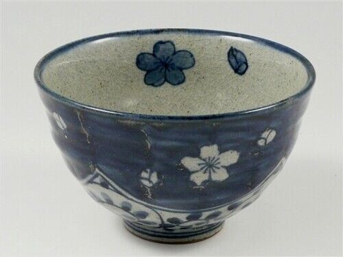 Arita yaki ware Japanese Rice Bowl Gohan Chawan Dami Tako Karakusa Blue L