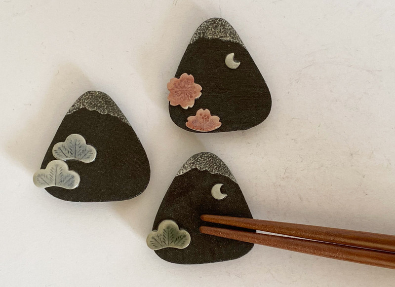 Hashioki Kyo Kiyomizu yaki Japanese chopstick rest Fuji Shochikubai set of 3