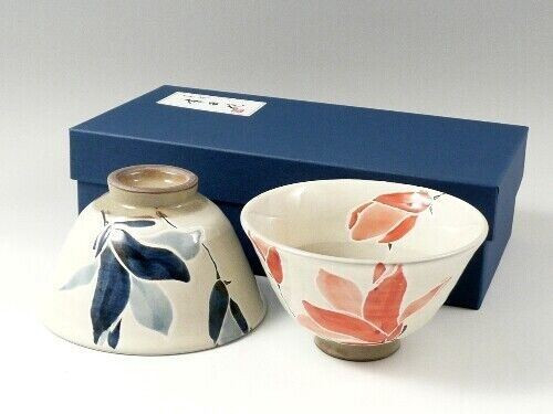 Pair Arita yaki porcelain Japanese Rice bowl Gohan Magnolia Blue Pink Kohiki
