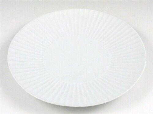 Arita porcelain Japnaese Kiku Chrysanthemum sarving plate White Kiku shinogi L