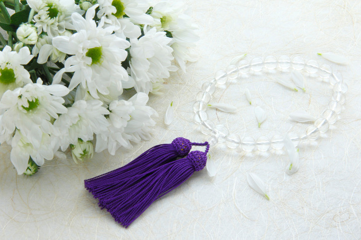 Beginner’s Guide to Juzu (Japanese Buddhist Prayer Beads): Meaning & Usage