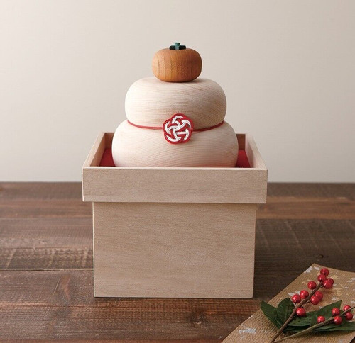 Kiso hinoki kagami-mochi ornament