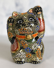 Maneki neko lucky cat KUTANI yaki porcelain High quality drawing Kuro neko