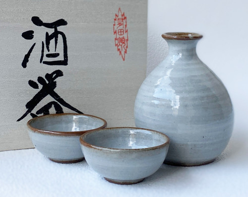 Flower Base Sake Bottle Karatsu-Yaki | eBay