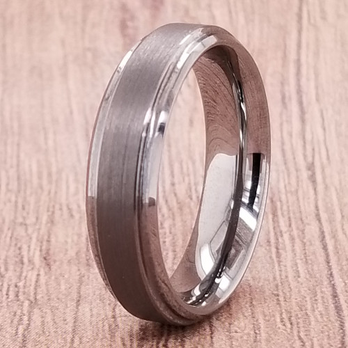 Men's tungsten band