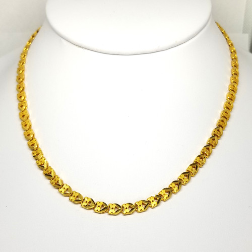 23 KT YELLOW GOLD NECKLACE.  