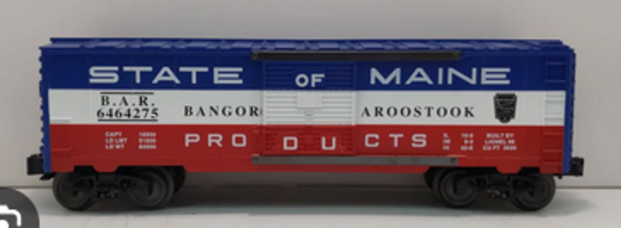 Lionel  traditional size Bangor & Aroostook   box car, 3 rail, Like New condition