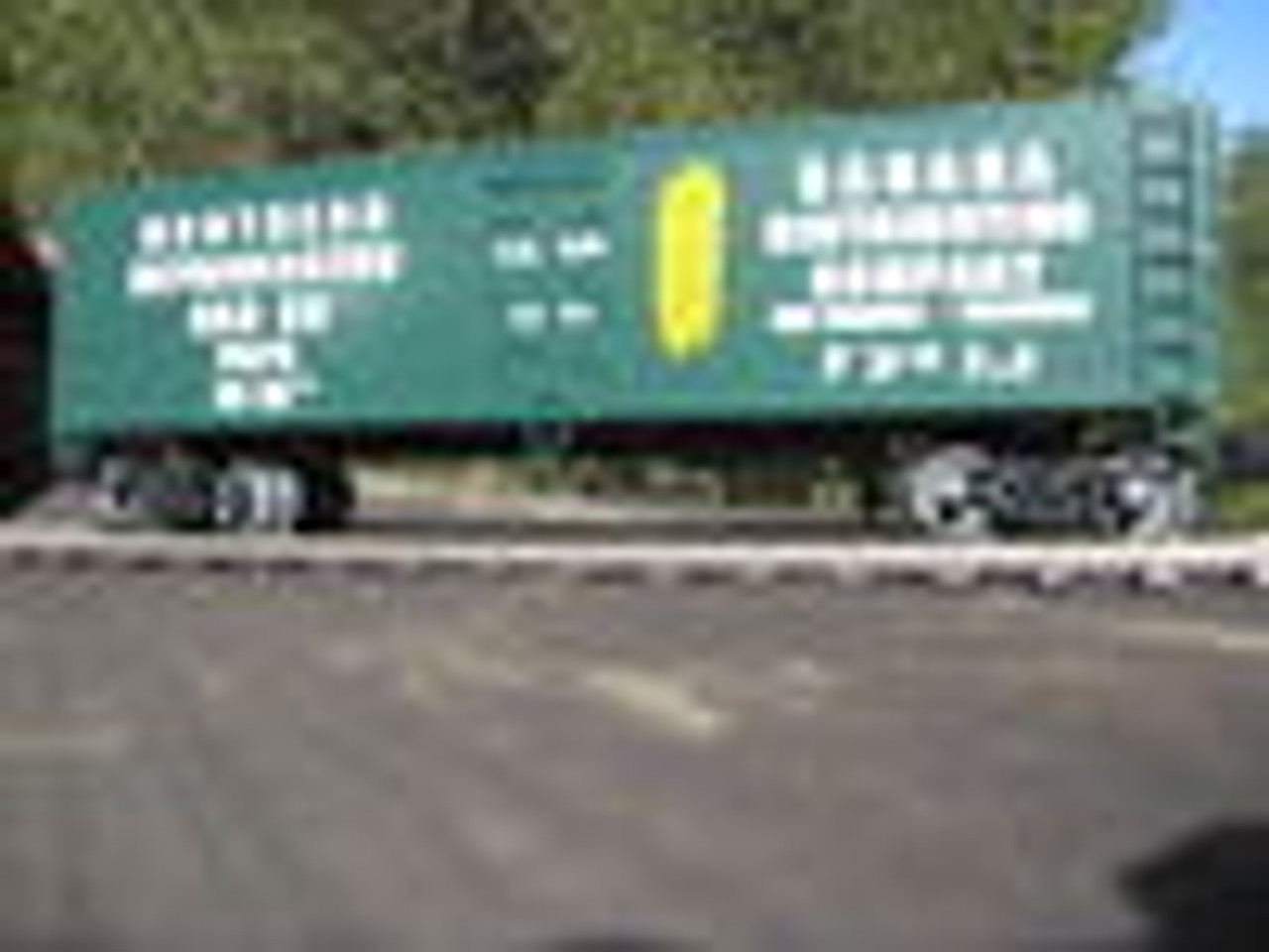 Crown (weaver) Banana Distributing Company 40' Reefer, 3 or 2 rail