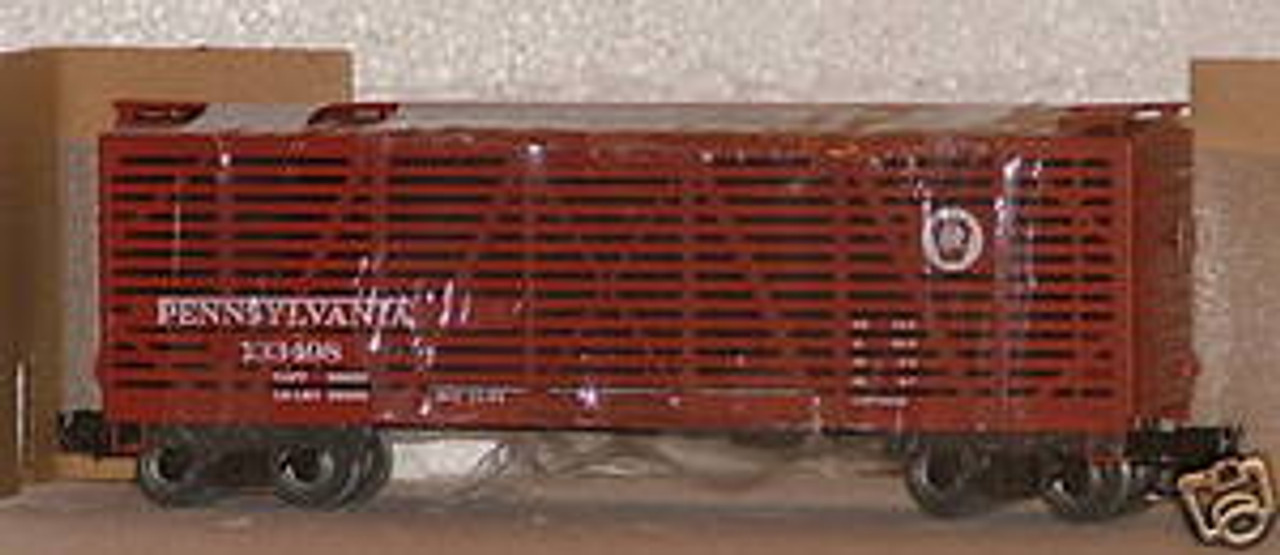 Weaver PRR  40' stock car, 3 or 2 rail