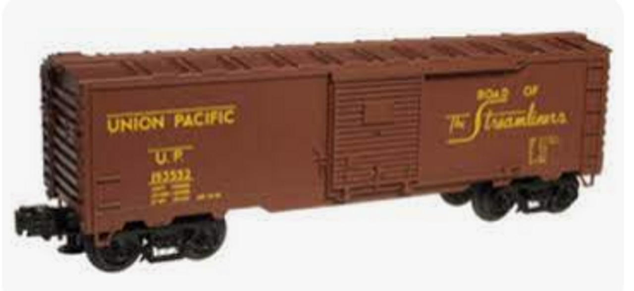 Mix and match  4 Industrial Rail  (semi-scale. 027 size)  freight cars with diecast trucks/couplers 