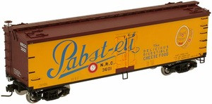 Atlas O Pabst-ett (blue letters) 40' wood reefer, 3 rail or 2 rail  car