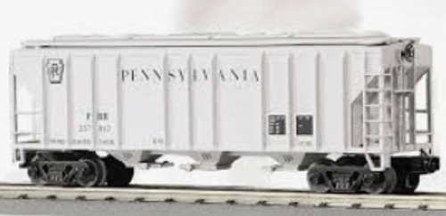 MTH Railking semi scale PRR  3 bay PS-2CD covered hopper car, Like New Condition