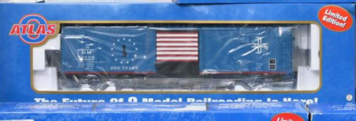 Atlas O special run B&M 50' PS-1 single door (Bicentenial )  box car, 3 rail or 2 rail