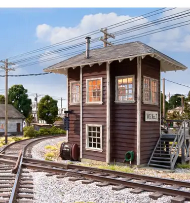 Woodland Scenics O gauge classic interlocking tower, super detailed building