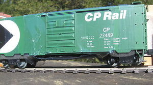 Weaver CP Rail (Green) 40' PS-1 box car, 3 rail or 2 rail